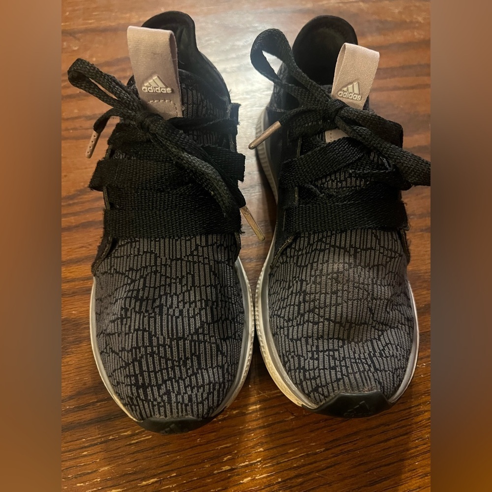 Adidas Black and Gray Patterned Sneakers